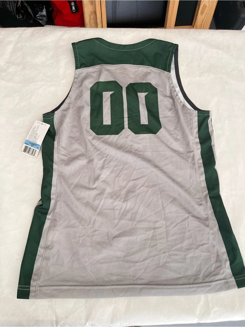 Women’s Nike Gray and Dark Green Spartans Basketball Jersey & Shorts Set Size M